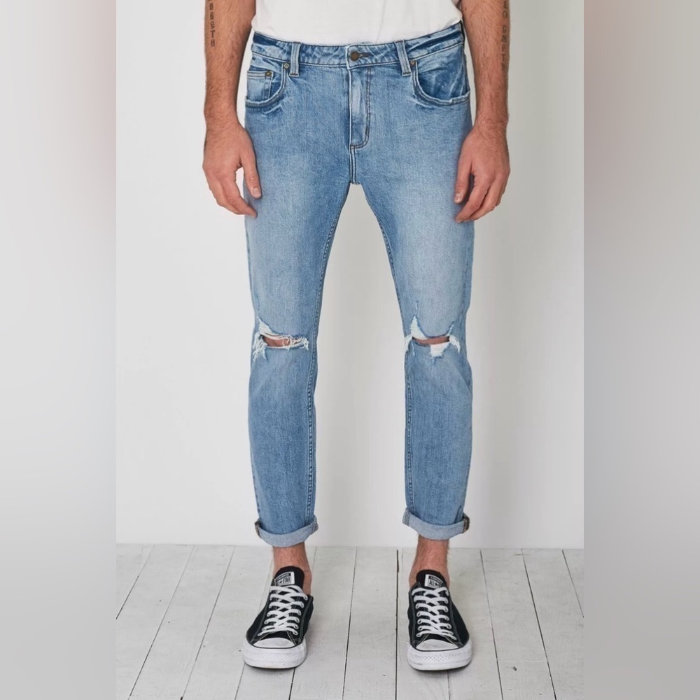 Rolla’s Slim Rollies Bold Blue Destroy Men Distressed Jeans Size 30